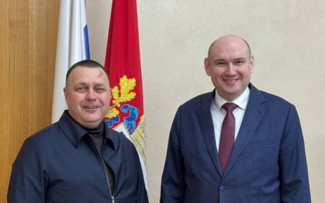 Игорь Кастюкевич: Опыт работы волонтерских групп партии Единая Россия в зонах ЧС говорит о том, что добровольцы могут здорово помочь жителям, если они интегрированы в существующую систему взаимодействия всех структур...