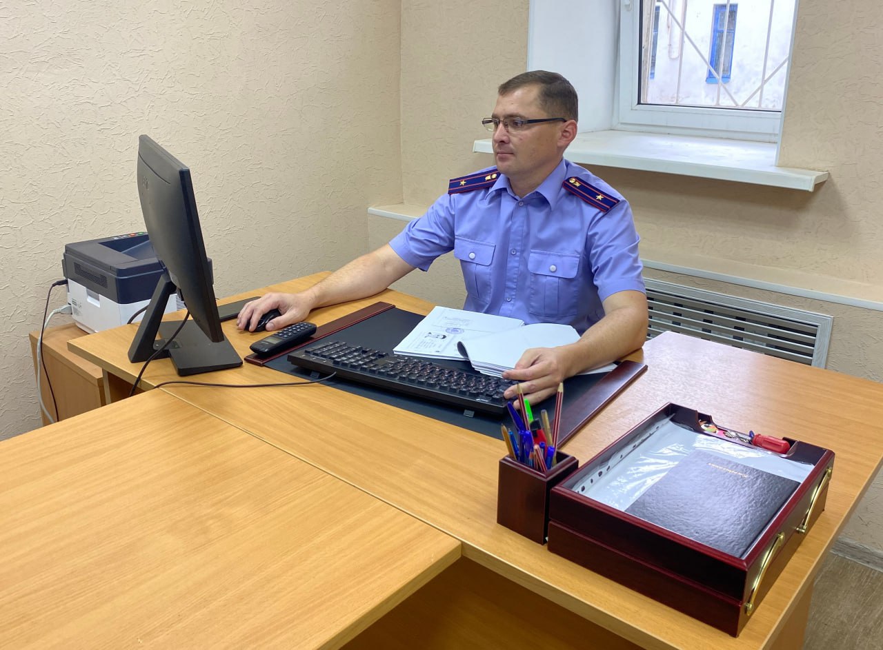 В Соль-Илецком муниципальном округе директор одной из сельских школ подозревается в получении взятки в крупном размере