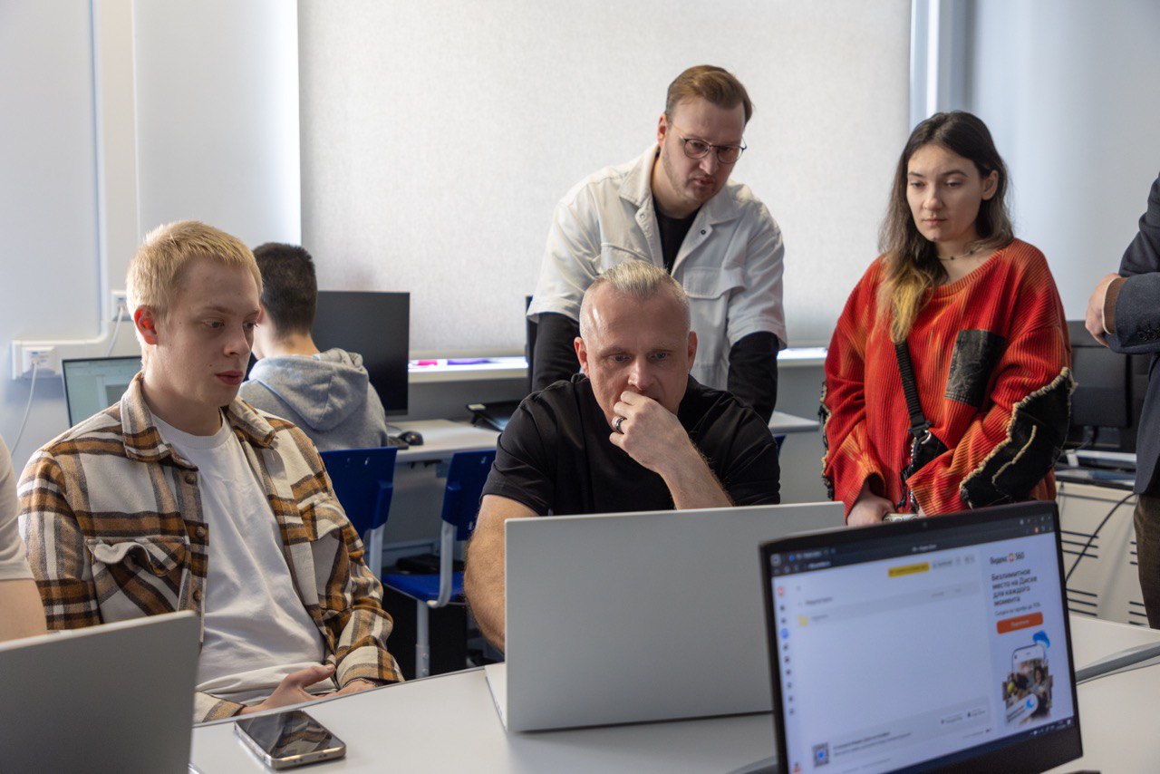 Визит делегации ИРПО в Оренбургский колледж экономики и информатики Визит делегации ИРПО в Оренбургский колледж экономики и информатики