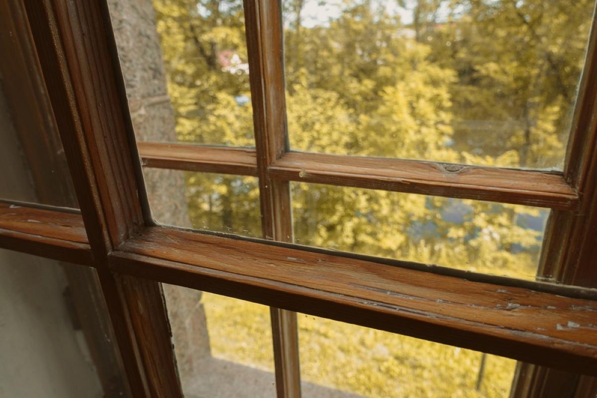 Легкость в уборке: как мыть окна без разводов и усилий