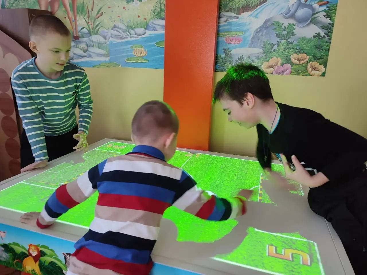 В Орске стартовала книжная неделя В Орске стартовала книжная неделя