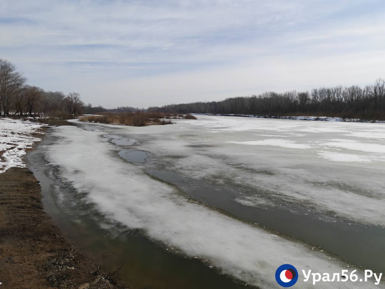 Река Урал в Оренбурге Река Урал в Оренбурге