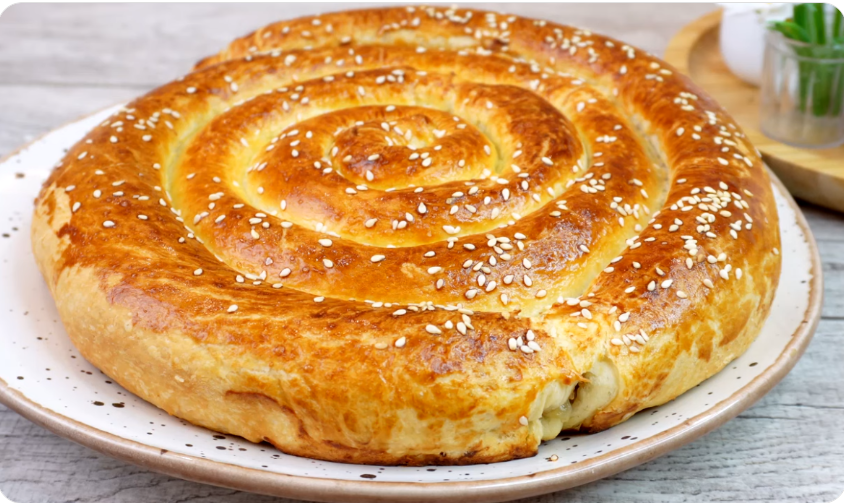 Как запекать мясной пирог без лишних хлопот: удивительный рецепт