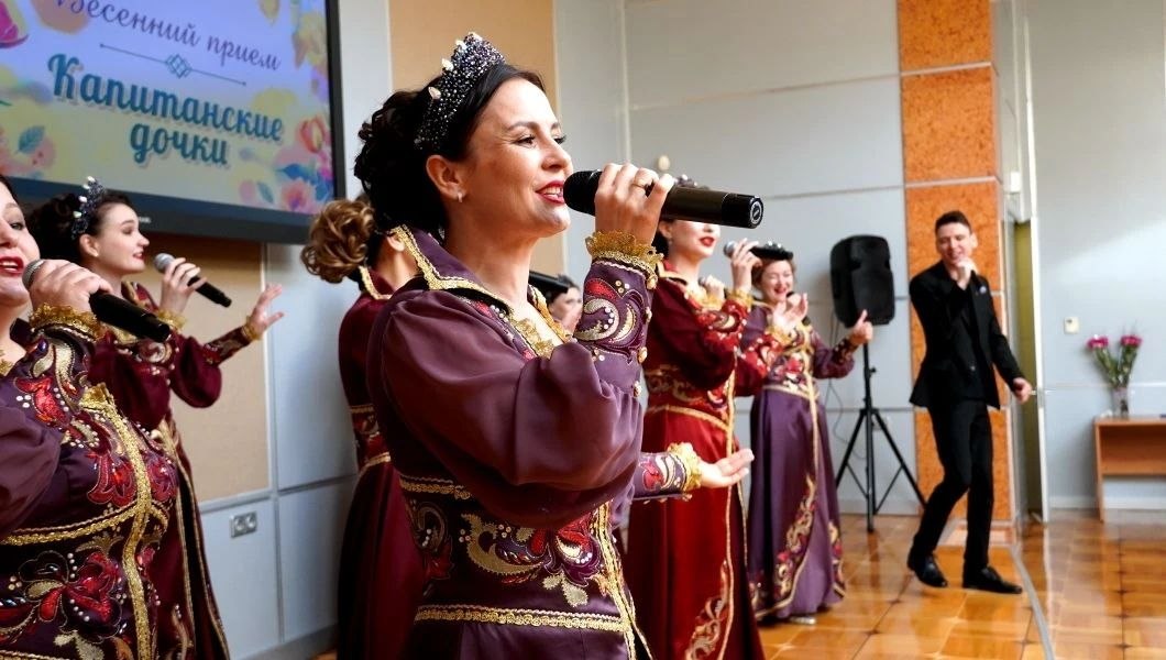 «Капитанские дочки»: в Оренбурге прошел весенний прием для семей участников СВО