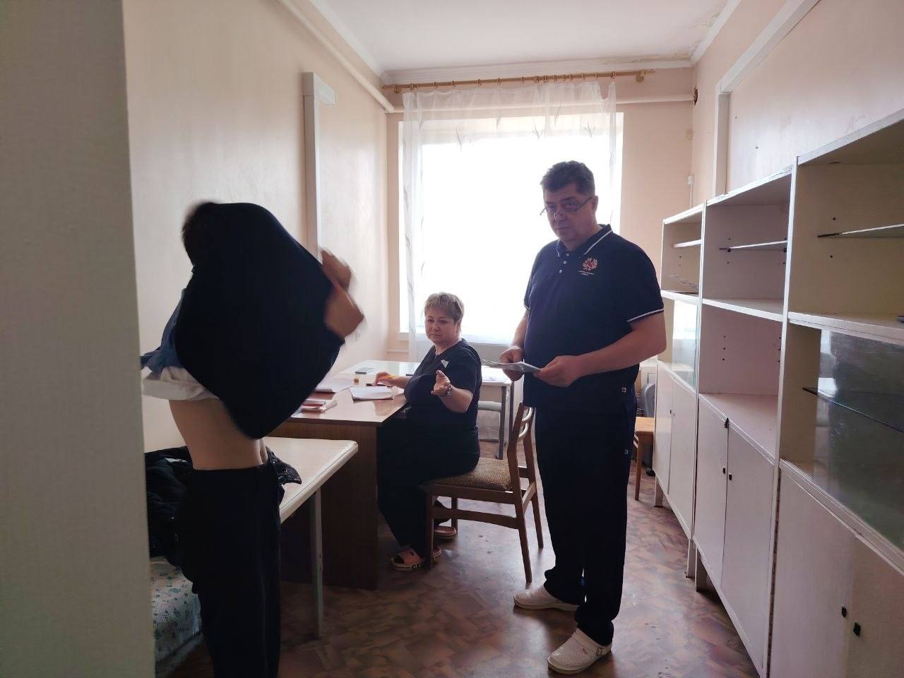 Игорь Кастюкевич: Врачи из Адыгеи и Оренбургской области приняли на диагностику и лечение 21 ребенка из Новокиевского социально-реабилитационного центра Херсонской области. Игорь Кастюкевич: Врачи из Адыгеи и Оренбургской области приняли на диагностику и лечение 21 ребенка из Новокиевского социально-реабилитационного центра Херсонской области.