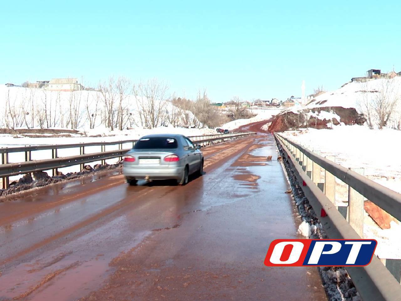 В 12 муниципалитетах Оренбуржья закрыто 15 мостовых сооружений, а также 6 участков автомобильных дорог: