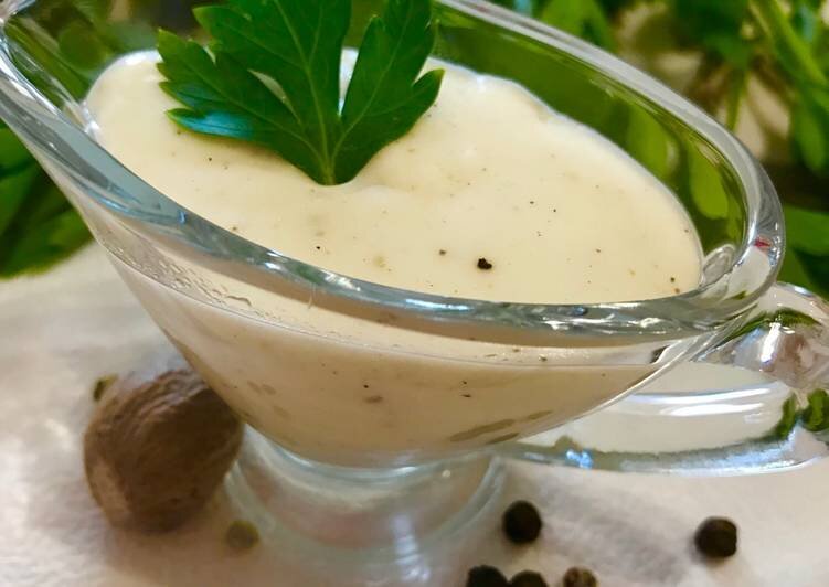 Идеальный соус бешамель: основа для лазаньи и не только