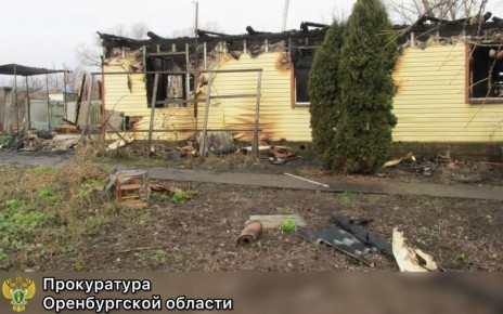 Житель Октябрьского района поджёг дом тестя-инвалида и попал под суд