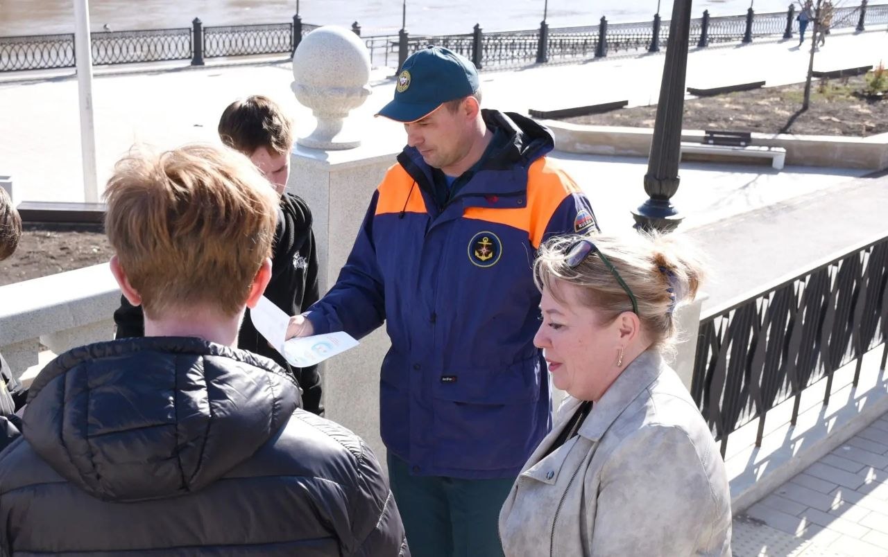 Молодежь выбирает ЗОЖ!. . 31 марта на набережной Оренбурга прошла крутая профилактическая акция для молодежи! Специалисты развернули передвижной медпункт ГАУЗ «ООКНД», побеседовали с подростками о вреде запрещенных... Молодежь выбирает ЗОЖ!. . 31 марта на набережной Оренбурга прошла крутая профилактическая акция для молодежи! Специалисты развернули передвижной медпункт ГАУЗ «ООКНД», побеседовали с подростками о вреде запрещенных...