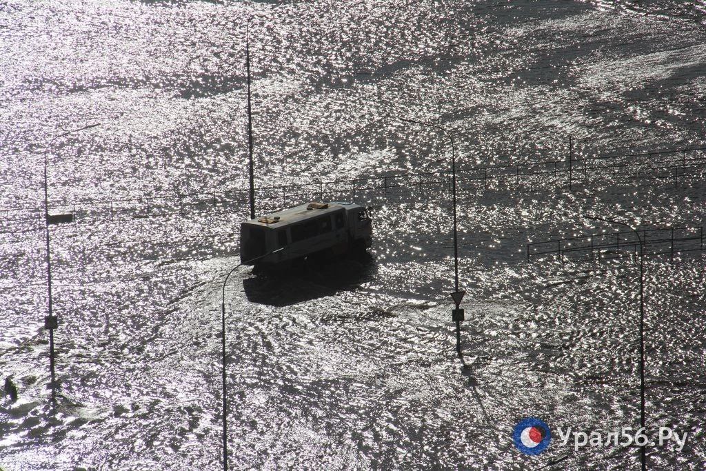 5 апреля 2024 года назад дамбу в Старом городе Орска прорвало 5 апреля 2024 года назад дамбу в Старом городе Орска прорвало