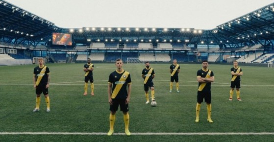 ФК «Оренбург» представил новую экипировку: футболисты в желто-черной форме выйдут на матч с «Локомотивом»