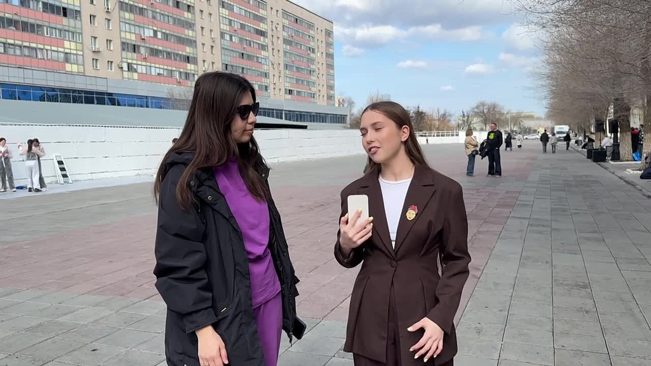 Студенты ОКЭИ преобразили улицу Советскую в Оренбурге