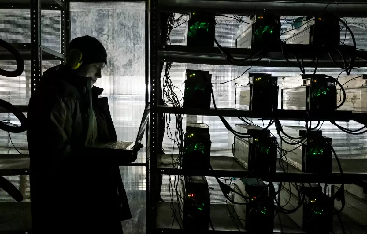 Кабмин запускает законопроекты о легализации цифровых валют в России