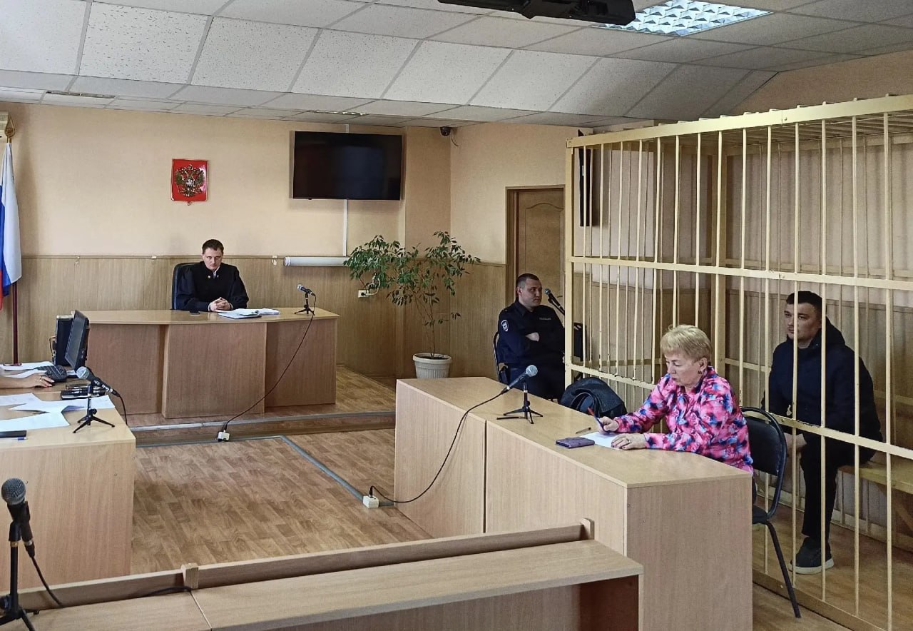 Вымогали деньги у бизнеса: Еще четыре участника организованной группы в Орске отправились под арест Вымогали деньги у бизнеса: Еще четыре участника организованной группы в Орске отправились под арест