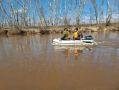 В с.Октябрьское продолжается поиск утонувшего ребенка
