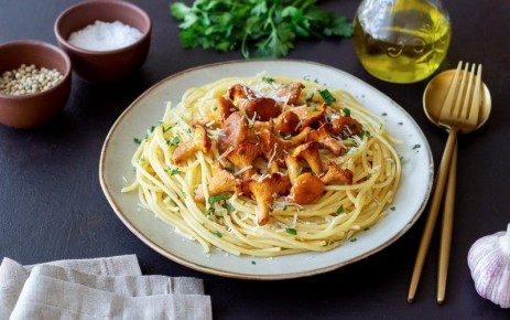 Паста с лисичками: осенний деликатес, который стоит попробовать