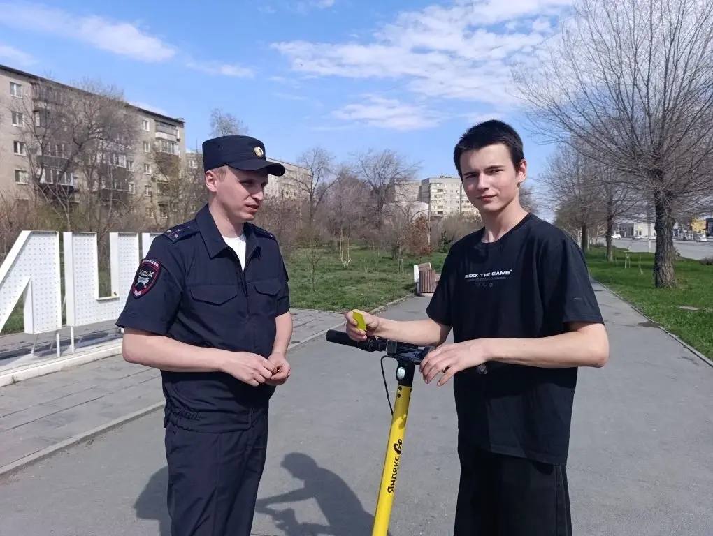 Новотроицк отмечает 81-й день рождения: ГАИ напоминает о безопасности на дорогах! Новотроицк отмечает 81-й день рождения: ГАИ напоминает о безопасности на дорогах!