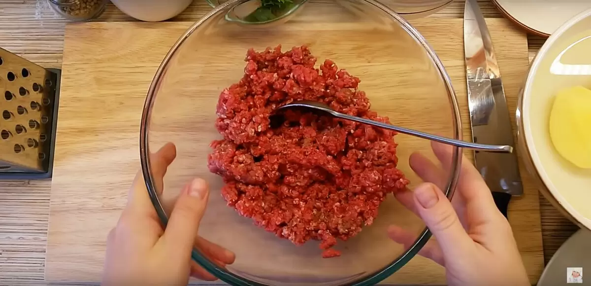 Суп с фрикадельками и овощами: уютный рецепт для всей семьи