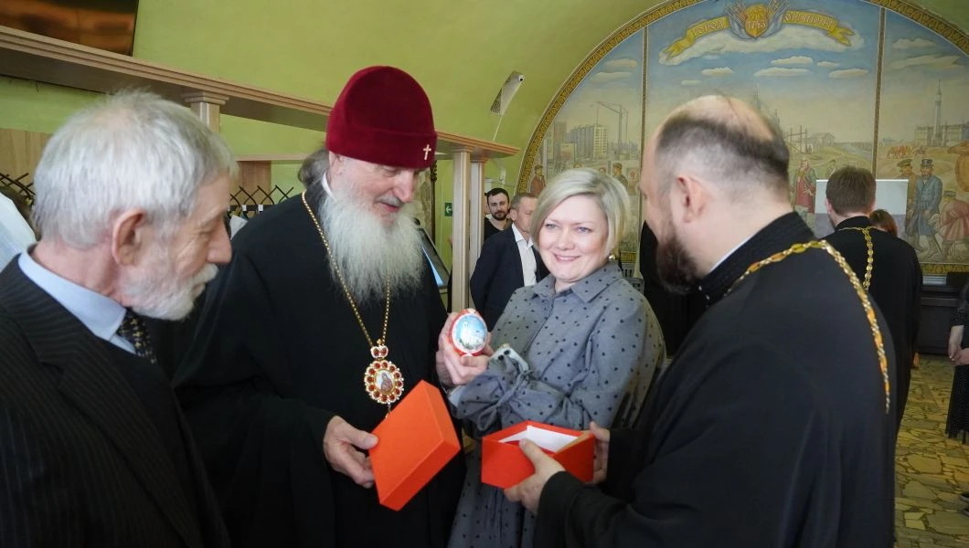 В Оренбурге открылась уникальная выставка «От Рождества до Пасхи» В Оренбурге открылась уникальная выставка «От Рождества до Пасхи»