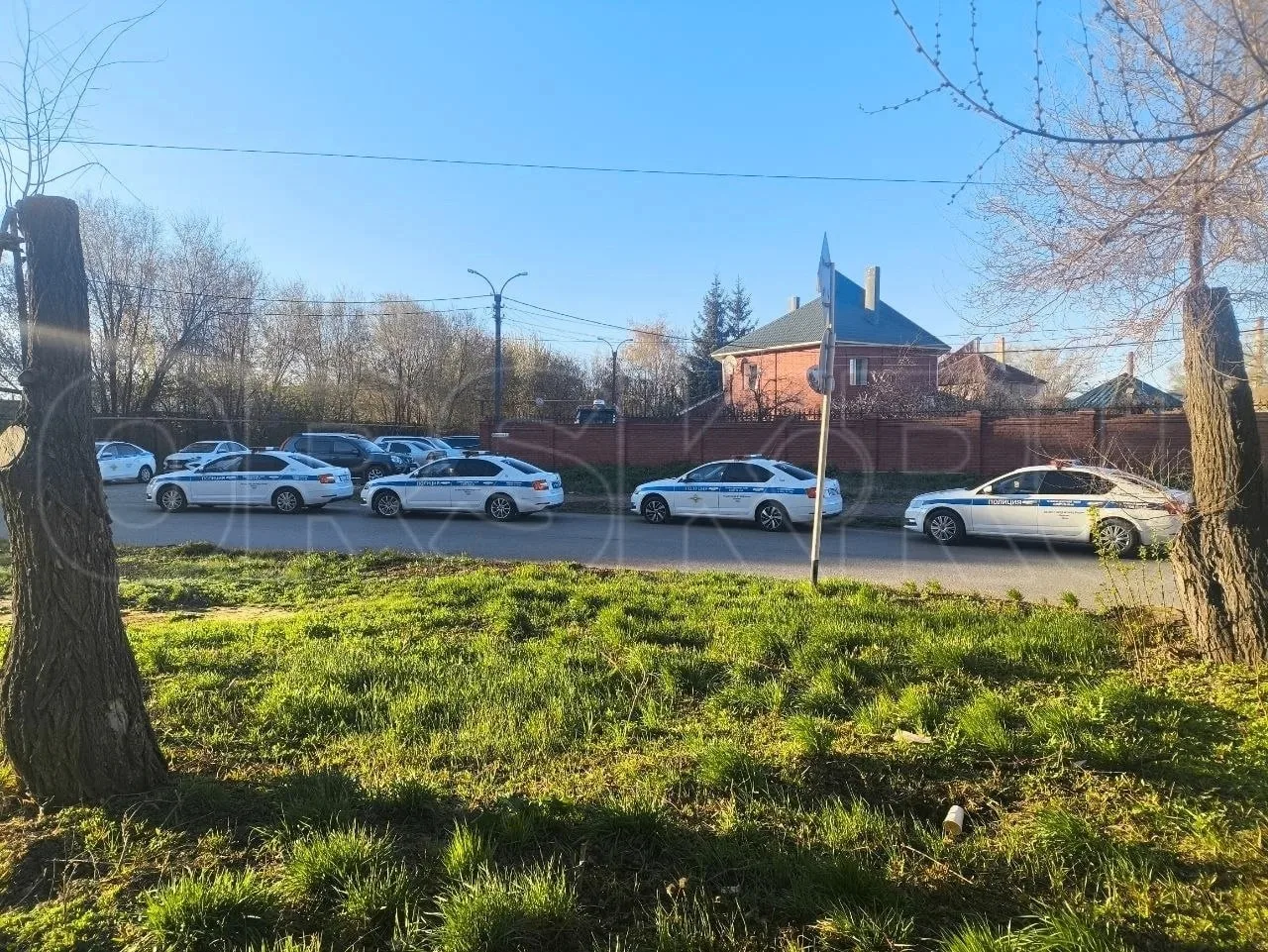 Полицейского убили, еще троих сотрудников ранили при задержании преступника в Оренбургской области