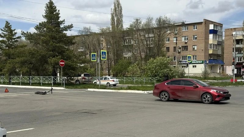 11-летнего водителя электросамоката сбил автомобиль в Гае