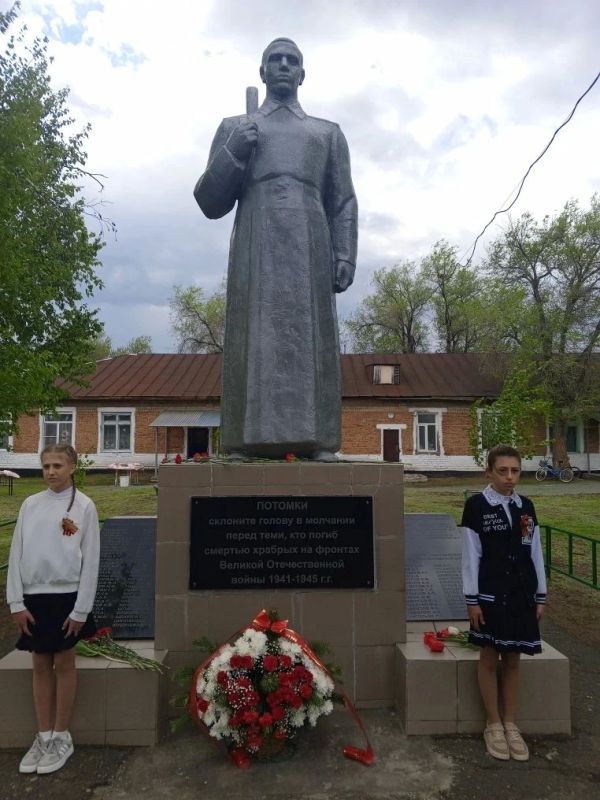 Почти в каждом отдаленном поселке Орска есть место памяти Почти в каждом отдаленном поселке Орска есть место памяти