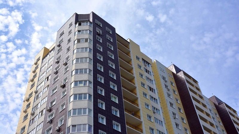 Более 1,3 млрд рублей задолжали жители Оренбуржья за тепло и свет