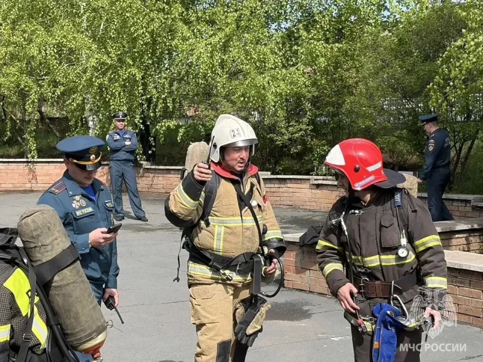 В Храме Святых апостолов Петра и Павла города Новотроицка прошли пожарно-тактические учения В Храме Святых апостолов Петра и Павла города Новотроицка прошли пожарно-тактические учения
