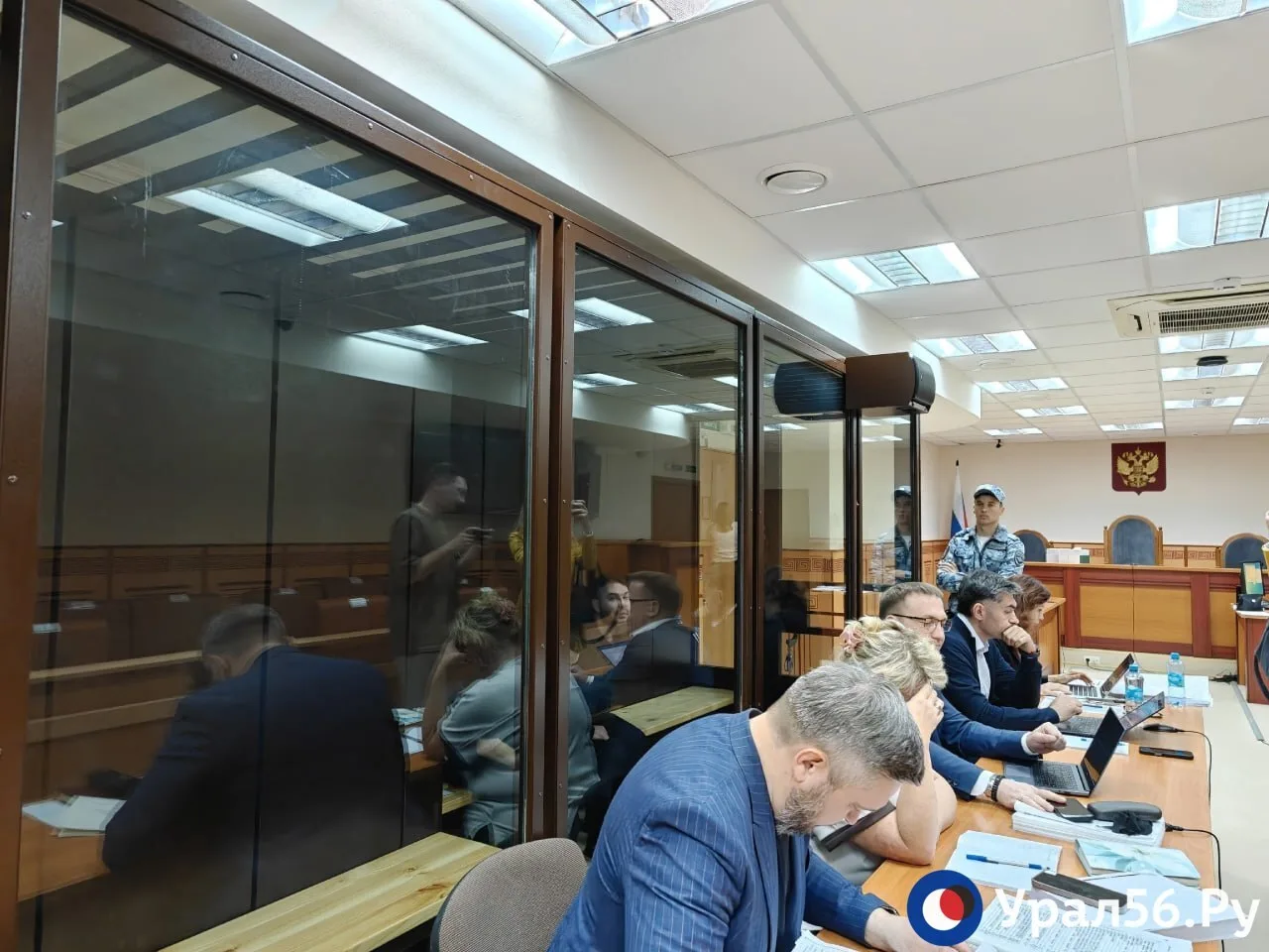 Через несколько минут в Оренбурге начнется заседание по уголовному делу в отношении Макара и Егора Макаровых Через несколько минут в Оренбурге начнется заседание по уголовному делу в отношении Макара и Егора Макаровых