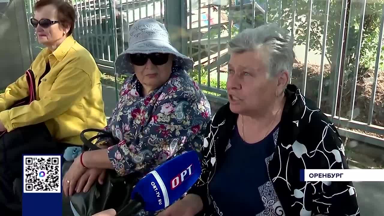 НА ДАЧНОЙ ОСТАНОВКЕ В ОРЕНБУРГЕ ПОВЕСИЛИ НЕПРАВИЛЬНОЕ РАСПИСАНИЕ