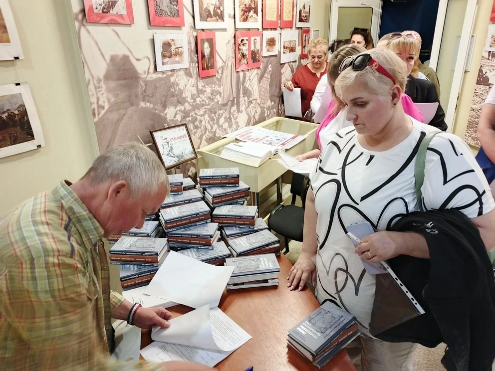 Оренбургский благотворительный фонд «Евразия» представляет свой многолетний просветительский проект на Донбассе