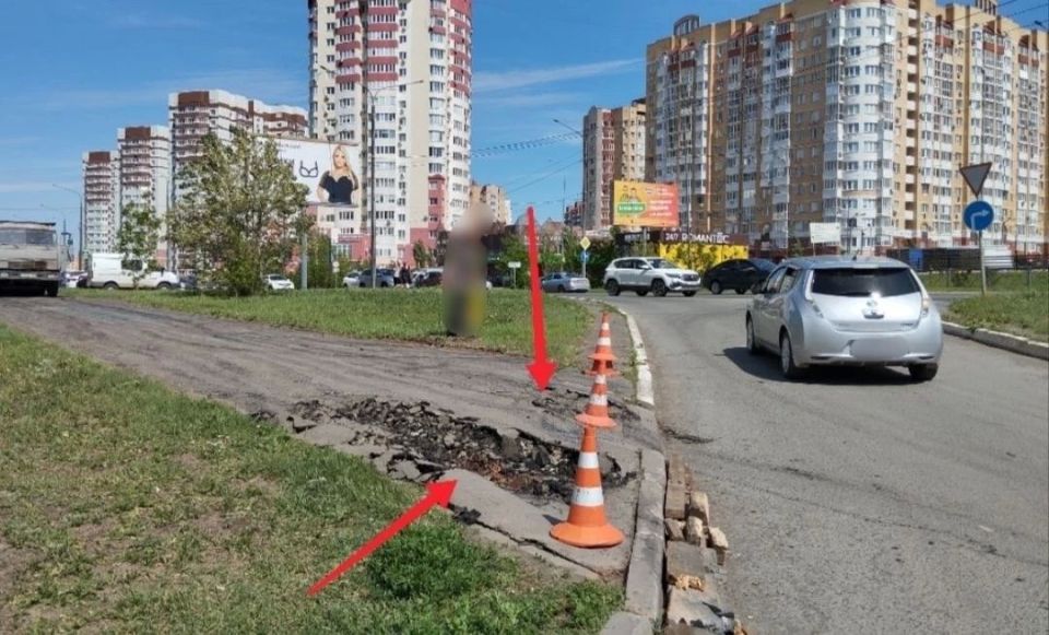 «Замаскировали свежим асфальтом»: жители Оренбурга раскритиковали ремонт тротуара «Замаскировали свежим асфальтом»: жители Оренбурга раскритиковали ремонт тротуара