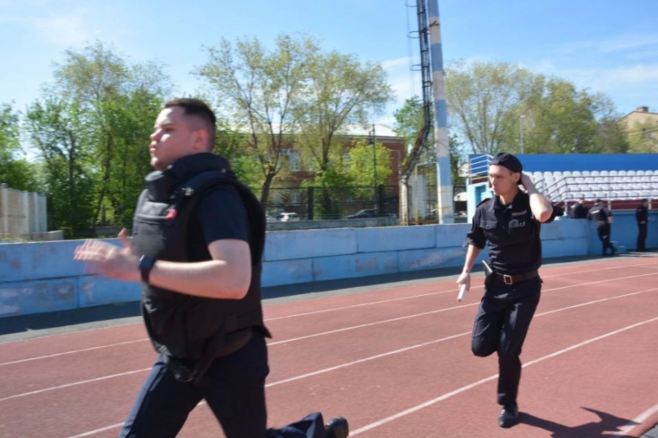 Сотрудники полиции Оренбургской области провели спартакиаду в честь 81летия Победы Сотрудники полиции Оренбургской области провели спартакиаду в честь 81летия Победы