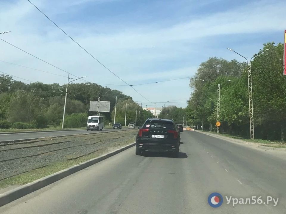 В Орске частично закрыто движение по пр. Мира. Как это выглядит на месте?