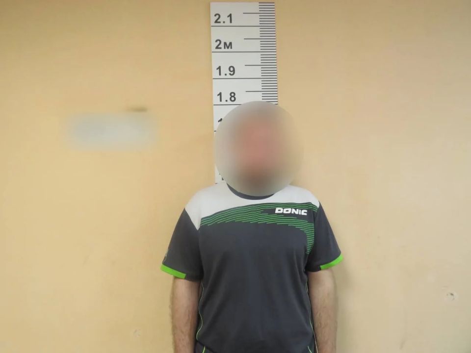 Оренбургские полицейские задержали местного жителя, оформившего в кредит 435 000 рублей на знакомую девушку
