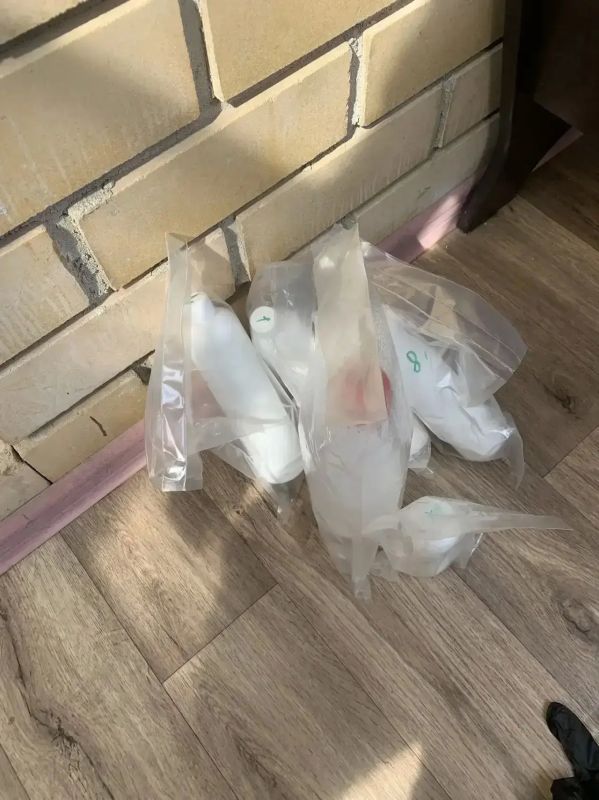 В Оренбурге наркополицейские ликвидировали лабораторию по производству мефедрона В Оренбурге наркополицейские ликвидировали лабораторию по производству мефедрона