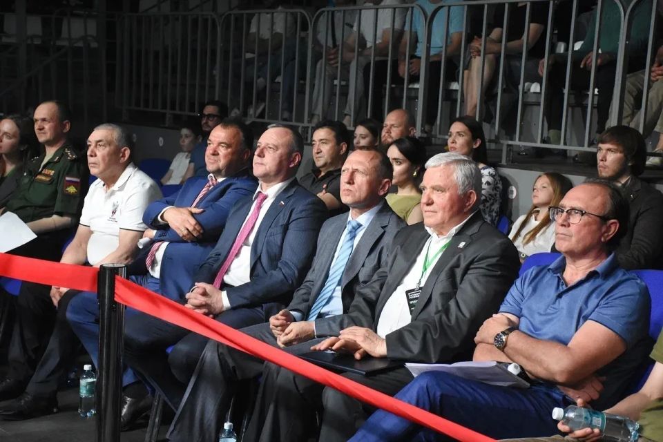 «Ленинград» и «Кама» – в полуфинале «Кубка Победы - 2026» «Ленинград» и «Кама» – в полуфинале «Кубка Победы - 2026»