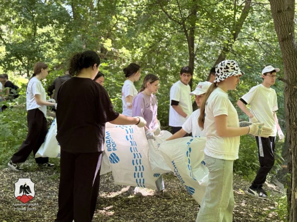 Убрали берег под музыку. Акция «Вода России» объединила неравнодушных - берег реки Елшанки преобразился Убрали берег под музыку. Акция «Вода России» объединила неравнодушных - берег реки Елшанки преобразился
