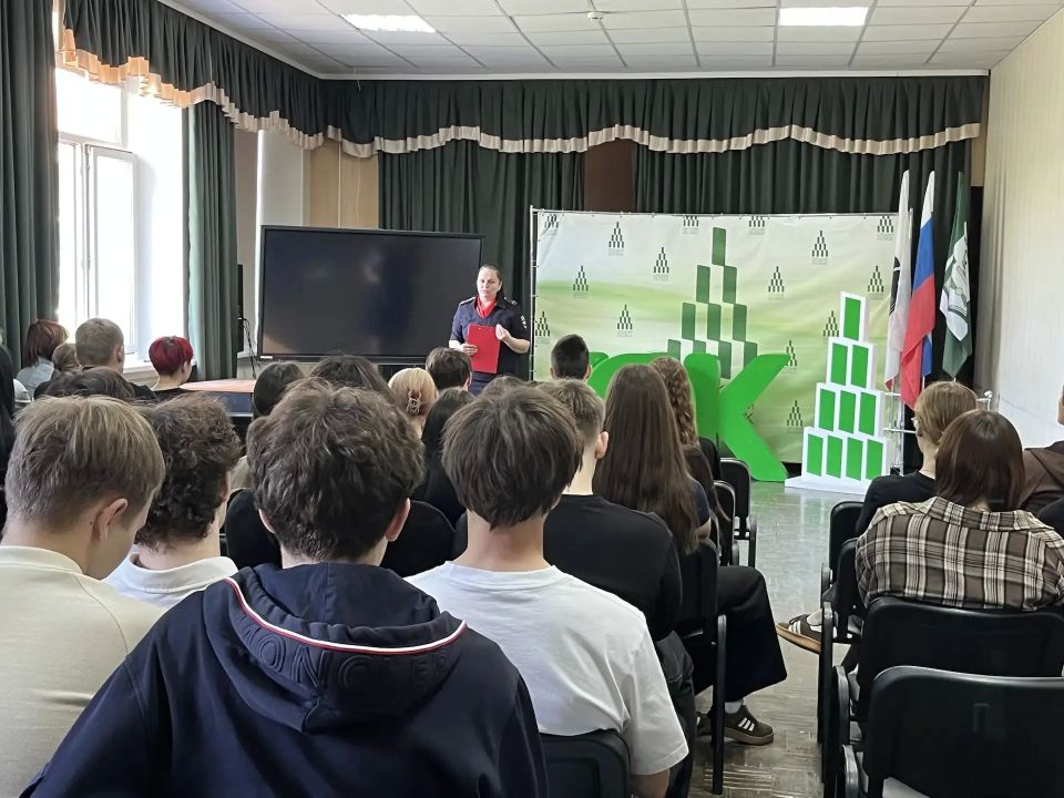 “Твой мозг – твой лучший друг на дороге: Думай, прежде чем сделать!”