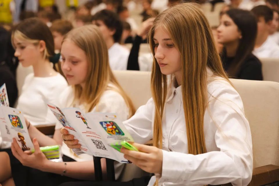 Безопасные каникулы – общая задача взрослых и детей Безопасные каникулы – общая задача взрослых и детей