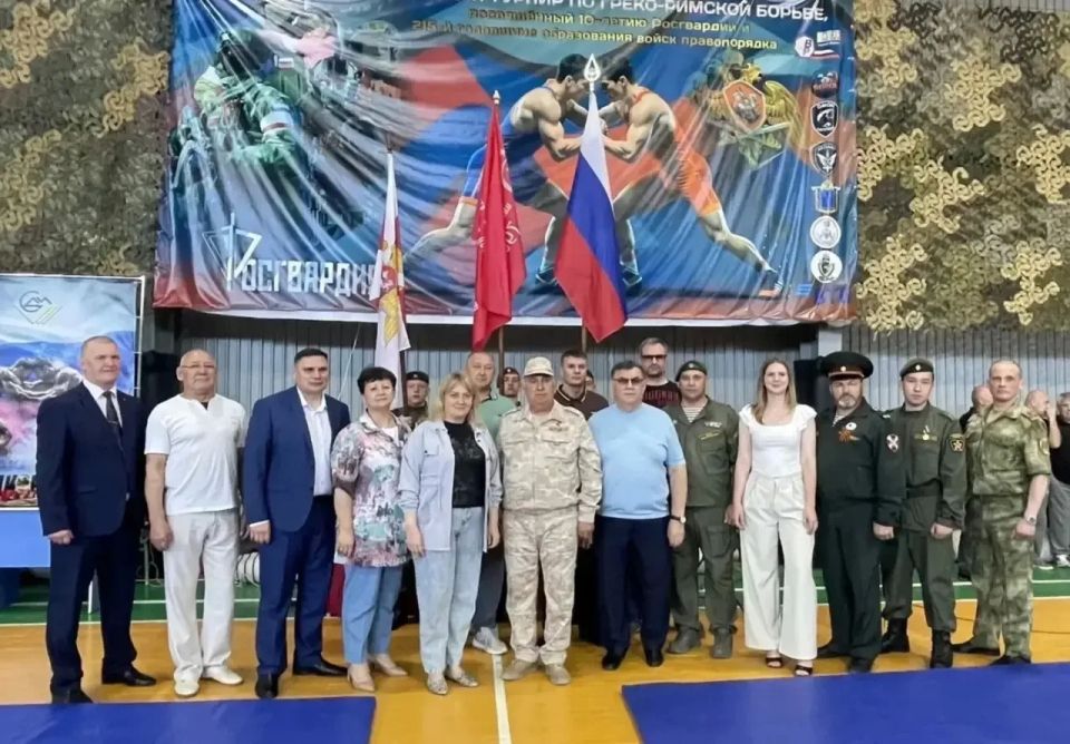 В Саратовской области состоялся турнир по греко-римской борьбе, посвященный 10-летию Росгвардии и 215-летию войск правопорядка В Саратовской области состоялся турнир по греко-римской борьбе, посвященный 10-летию Росгвардии и 215-летию войск правопорядка