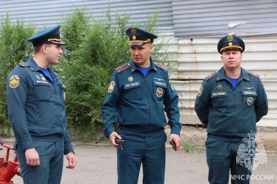 Огнеборцы провели учения по тушению пожара в крупном торговом центре Огнеборцы провели учения по тушению пожара в крупном торговом центре