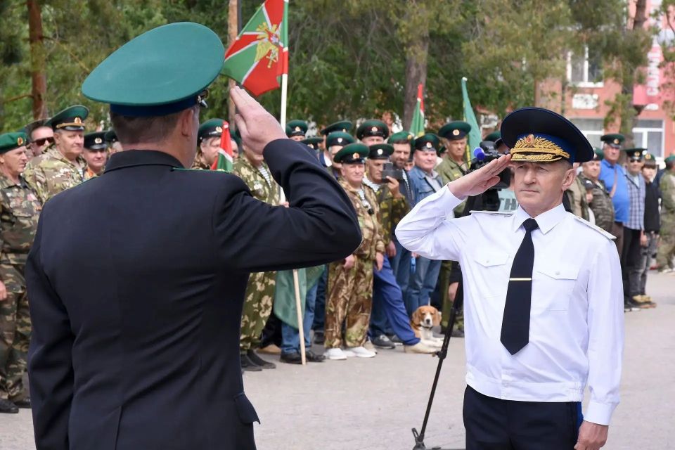 Оренбургские пограничники отмечают профессиональный праздник Оренбургские пограничники отмечают профессиональный праздник