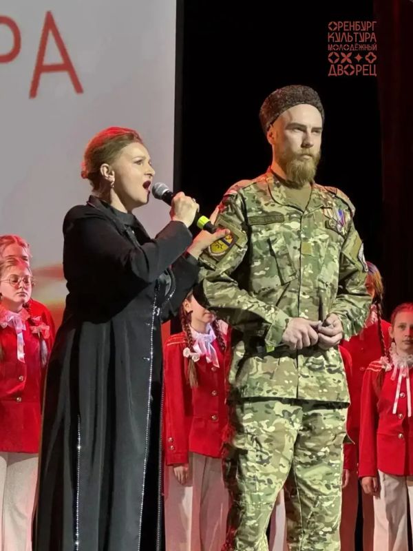 Оренбуржцы отправились на «Тавриду.Арт» Оренбуржцы отправились на «Тавриду.Арт»