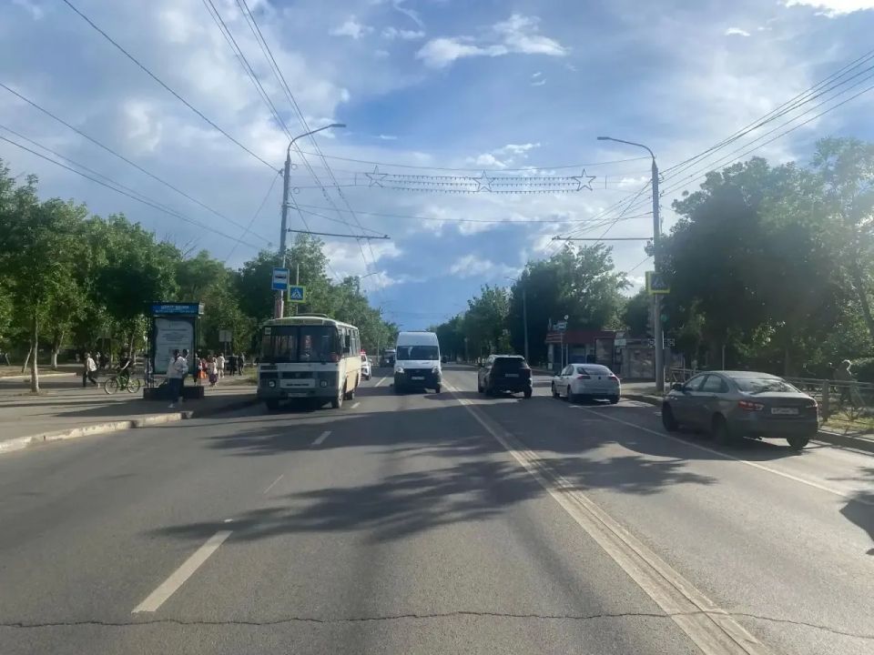В Оренбурге сотрудники Госавтоинспекции устанавливают обстоятельства наезда на двух пешеходов