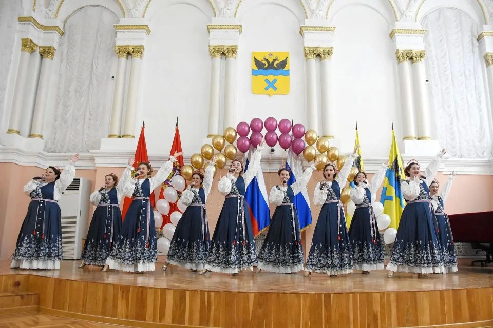 Тепло сердец: в Оренбурге чествовали работников социальной сферы Тепло сердец: в Оренбурге чествовали работников социальной сферы