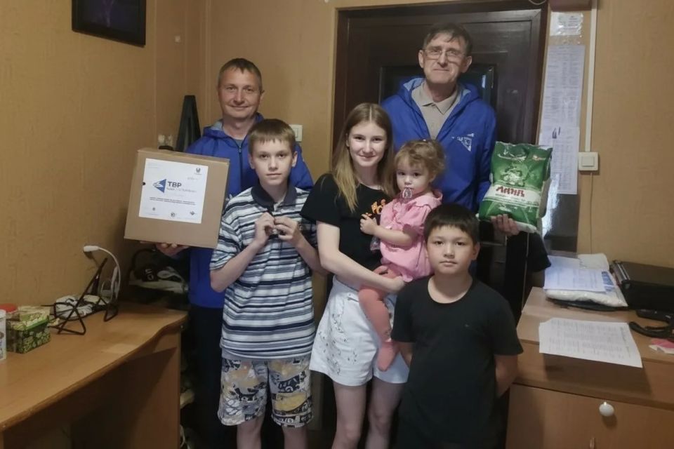 В Орске подвели итоги областной акции «Помоги большой семье» В Орске подвели итоги областной акции «Помоги большой семье»