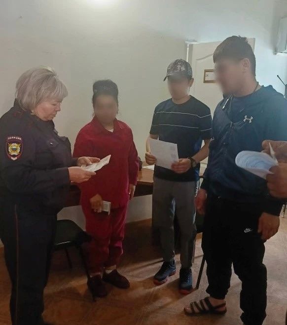 В Пономаревском районе полицейские выявили нарушения миграционного законодательства В Пономаревском районе полицейские выявили нарушения миграционного законодательства