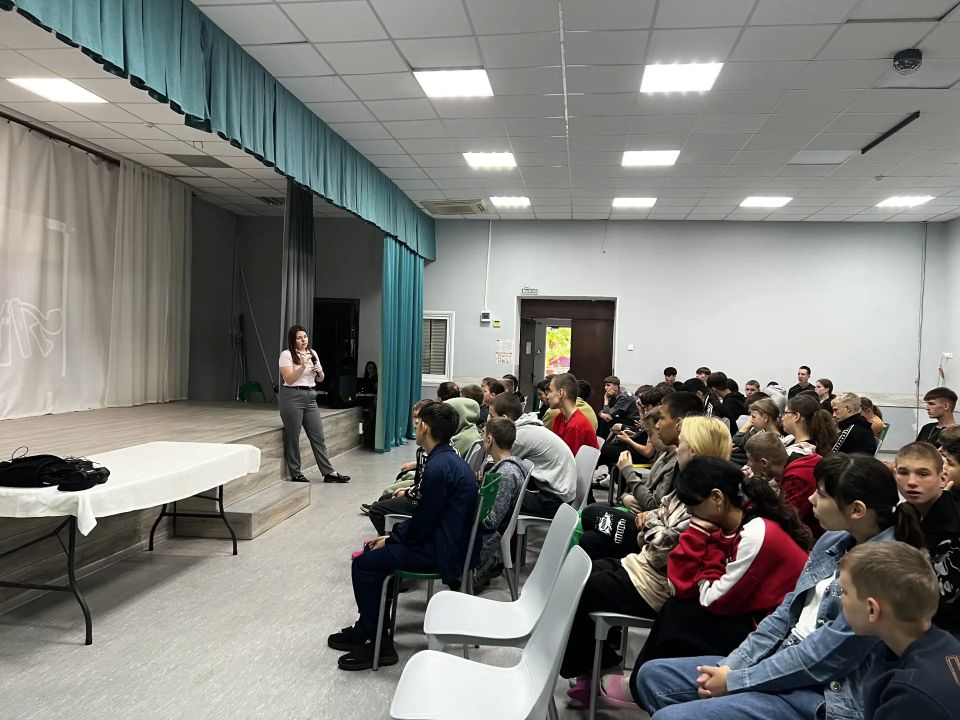 В Оренбургской области наркополицейские провели профилактические мероприятия с воспитанниками детских домов В Оренбургской области наркополицейские провели профилактические мероприятия с воспитанниками детских домов