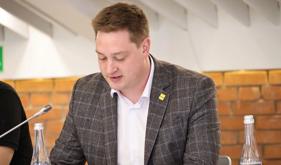 Молодежные парламенты Приволжья наделят правом законодательной инициативы Молодежные парламенты Приволжья наделят правом законодательной инициативы